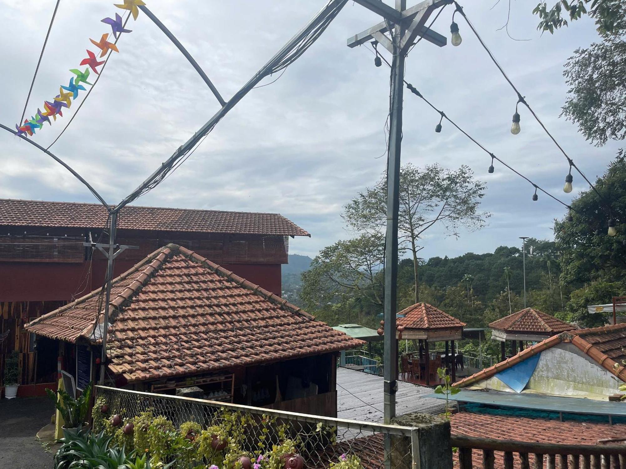 Lien Do Star Hotel Bao Loc Bagian luar foto